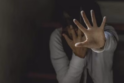 Denunció violencia y recibió una orden de alejamiento