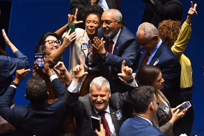 Brasil aprobó reducir la jornada laboral a 40 horas