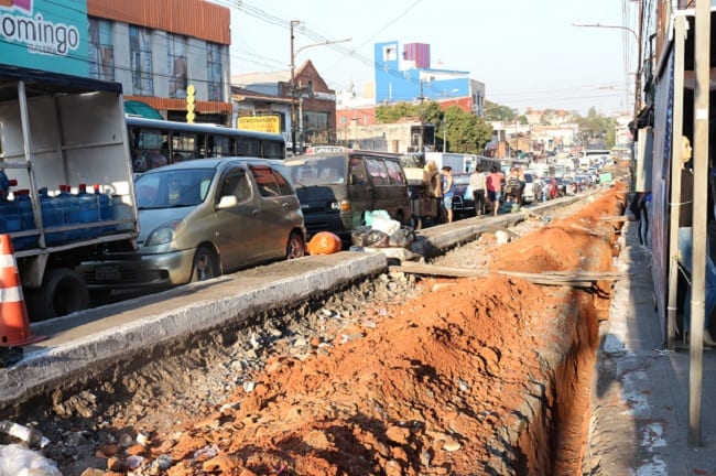 Vendedores piden celeridad en obras de Mercado 4