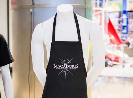 “Los Buscadores” lanza su merchandising oficial