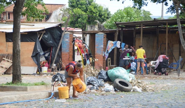 Asistencia a damnificados acaba en promesas