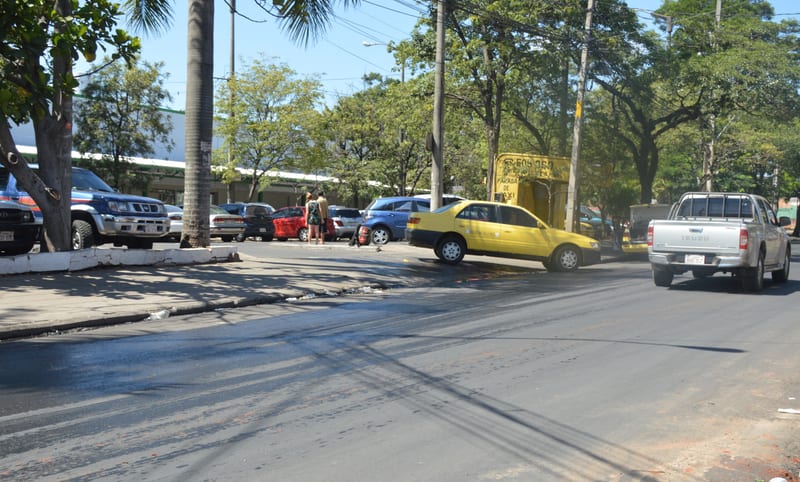 Reparan calles en zona del Metrobús ante incesantes denuncias