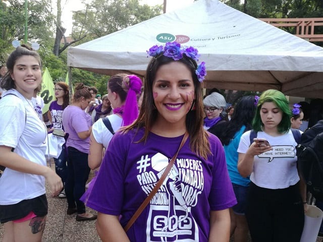 Mujeres marchan por igualdad de derechos y empoderamiento económico