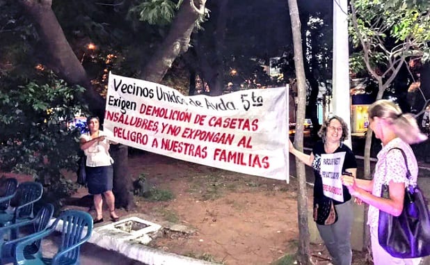 Exigen demolición de casetas sobre Quinta