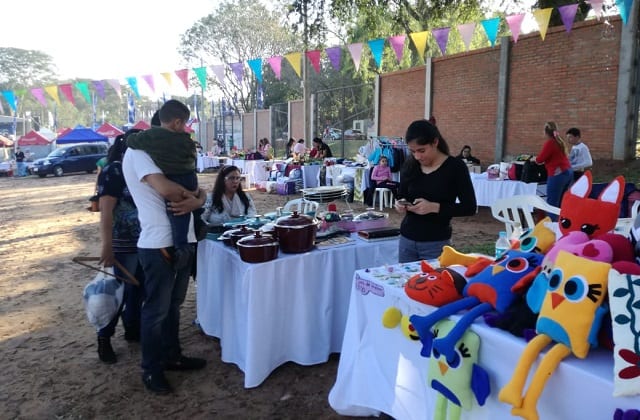 Emprendedoras elaboran sus productos y exponen en Ciudad Mujer