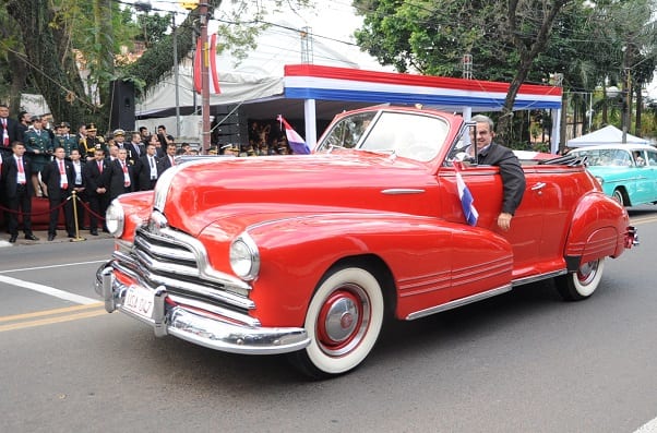 Asistentes a desfile manifiestan confianza en nuevo Gobierno