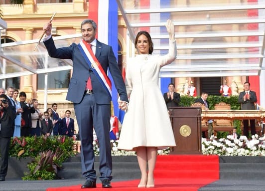 Así vistieron las mujeres del nuevo Gobierno durante la ceremonia de traspaso