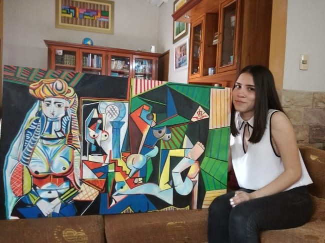 Presidente manifiesta admiración por talento de paraguaya que emula pinturas de Picasso