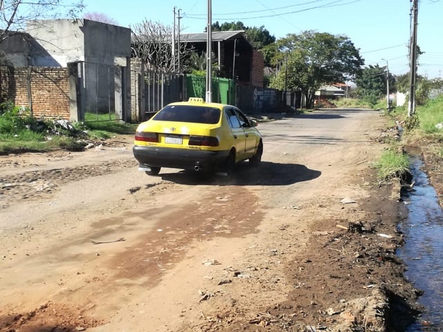 Sanlorenzanos manifiestan molestia ante calles intransitables