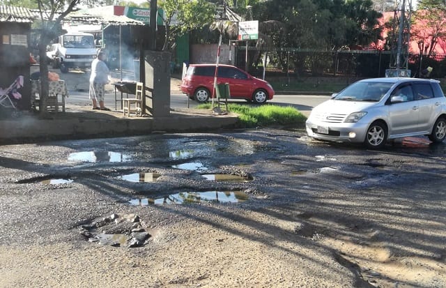 Sanlorenzanos manifiestan molestia ante calles intransitables