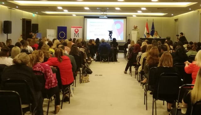Buscan mayor representación femenina en espacios públicos de opinión