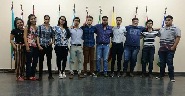 Jóvenes se organizan para ser contralores del Estado