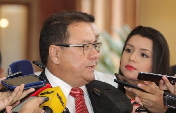10 familiares de políticos con sueldos exorbitantes en Itaipú