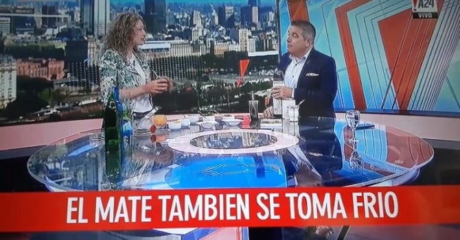Cocineros argentinos presentan chipa a la parrilla y “mbejú” correntino
