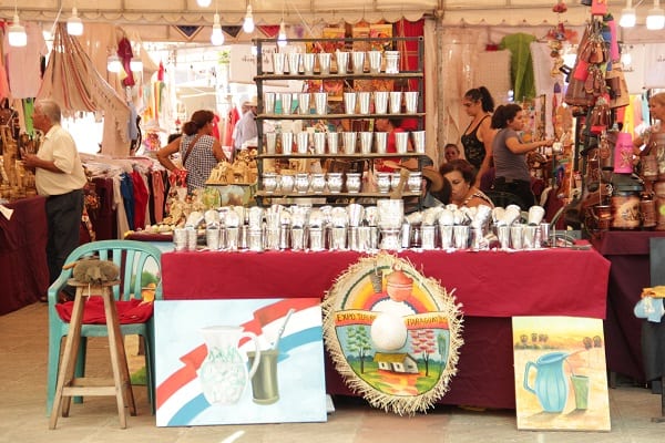 Novedosa artesanía acapara la Expo Tereré