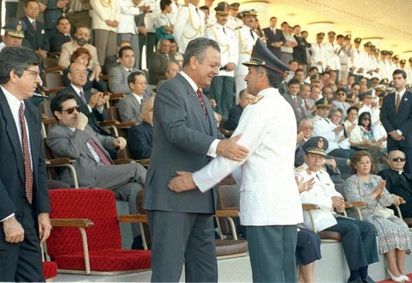Los 10 escándalos más recordados de los presidentes en la era democrática