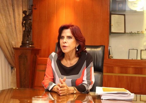 11 datos sobre la militar condenada por querer amamantar