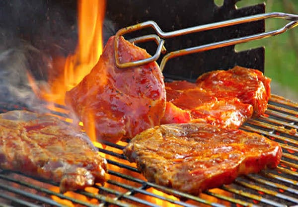 Conozca 10 alarmantes datos sobre el peligro de comer asado