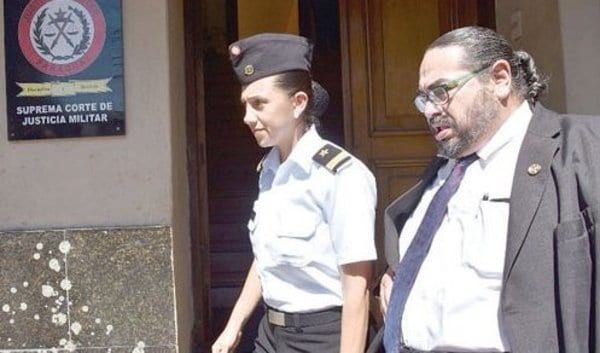 11 datos sobre la militar condenada por querer amamantar