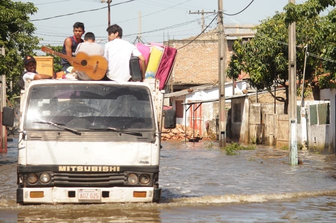 Declaran emergencia por inundaciones en Asunción