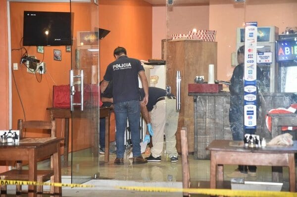 Muerte en pizzería: El relato y los hechos en 10 pasos