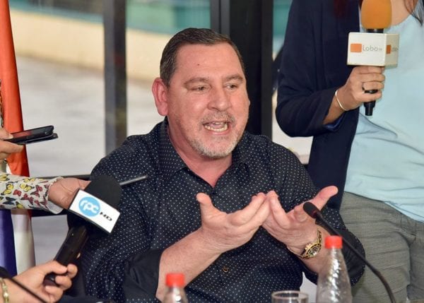 Conozca los 12 políticos con “frondosos antecedentes”
