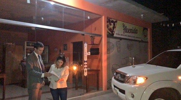 Muerte en pizzería: El relato y los hechos en 10 pasos