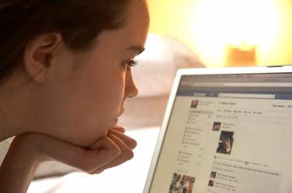 Redes sociales y depresión: 10 datos para estar en alerta