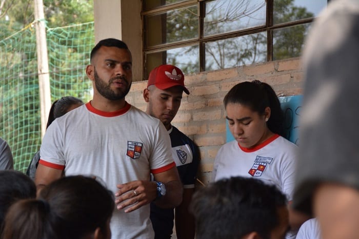 Estudiantes de la ENEF se resisten a levantar toma de institución