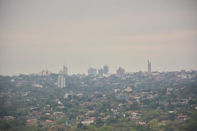 10 impactantes imágenes de la nube tóxica en Asunción