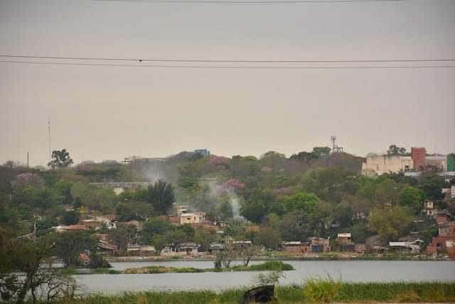 10 impactantes imágenes de la nube tóxica en Asunción