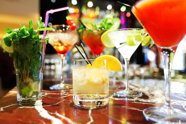 10 peligros poco conocidos sobre el consumo de alcohol
