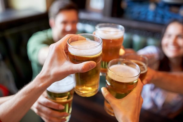 10 peligros poco conocidos sobre el consumo de alcohol