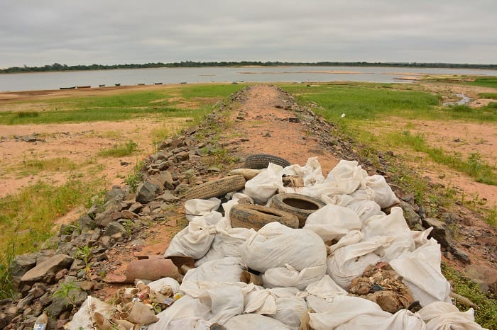 10 desoladoras imágenes de la bajante del río Paraguay