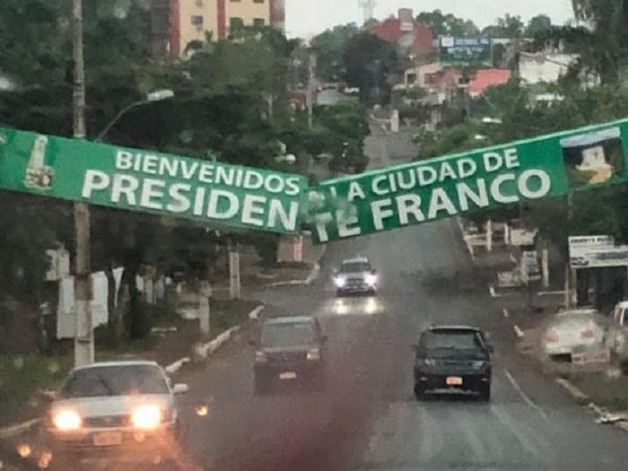 Fuertes vientos dejan heridos y destrozos en el este