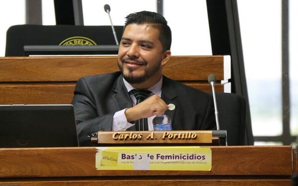 10 frases de la mujer que “se enfrentó” a Carlos Portillo