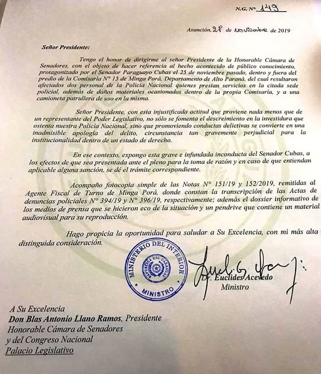 Ministro pide sanción y Payo responde