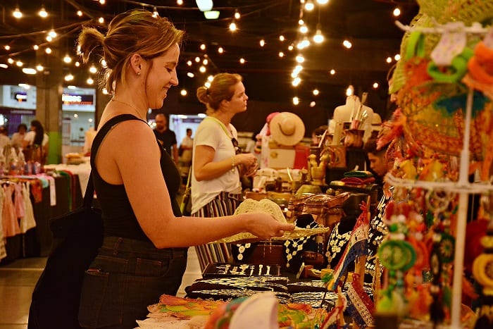 Emprendedoras y artesanos se reúnen en la Feria “Todos somos Paraguay”