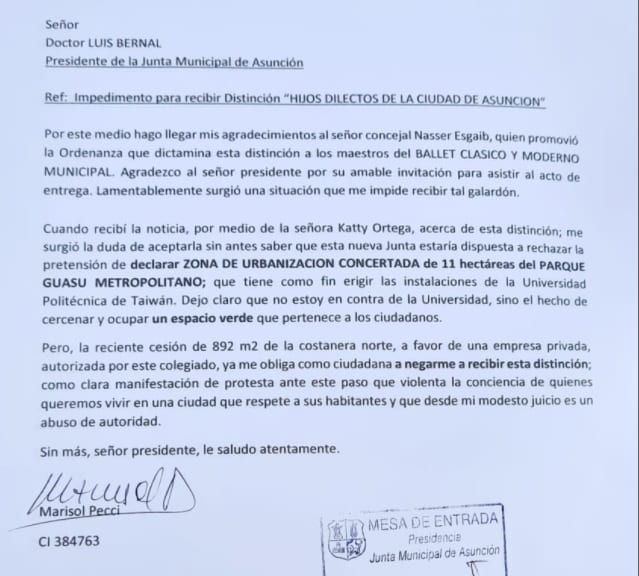 Artista rechaza ser “hija dilecta” en protesta contra concesión de espacio verde