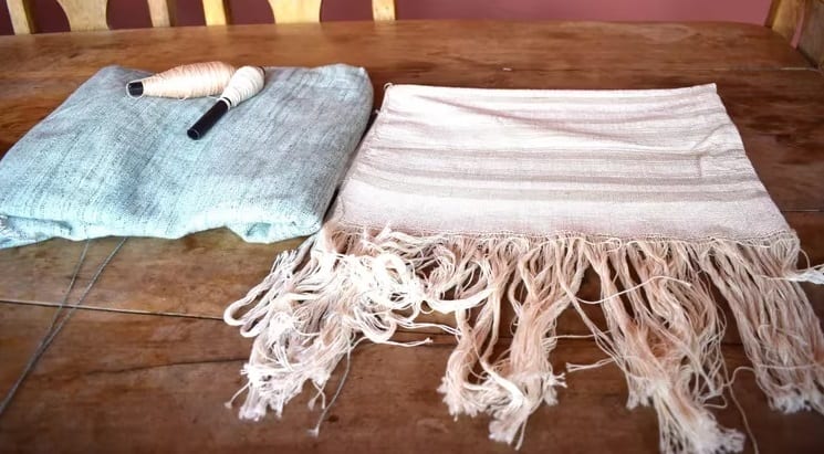 Artesanía de vanguardia: Alicia Páez de Rojas revoluciona con técnicas de teñido natural en Carapeguá