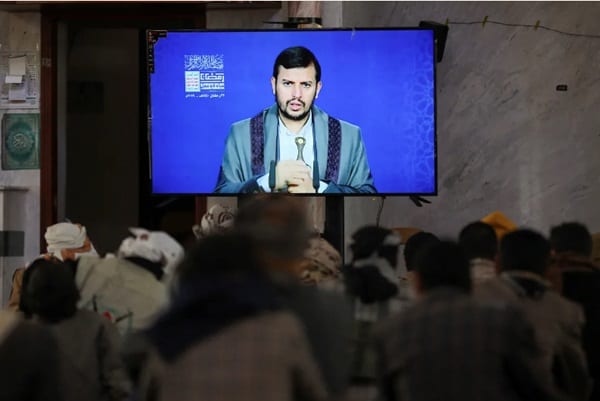 EEUU y Reino Unido atacan a hutíes en Yemen por incidentes en mar Rojo