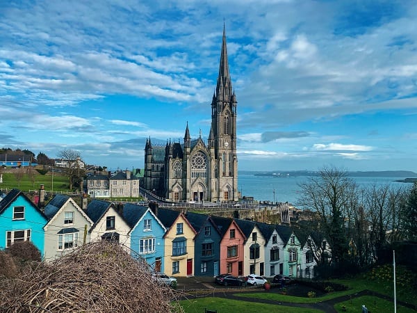 Irlanda ofrece 400 becas para estudiar inglés: Oportunidad única