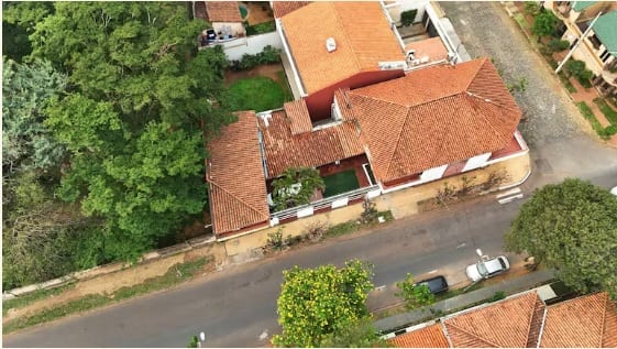 Vecinos rechazan instalación de funeraria en Mburicaó