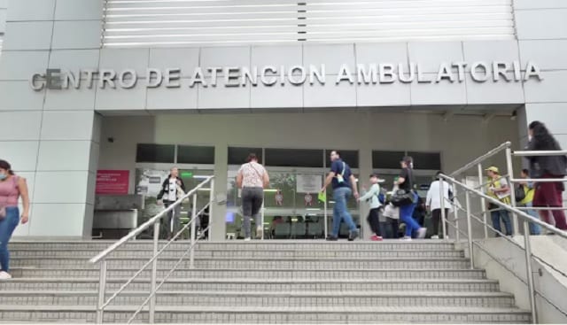Asegurados del IPS denuncian largas esperas y mala atención