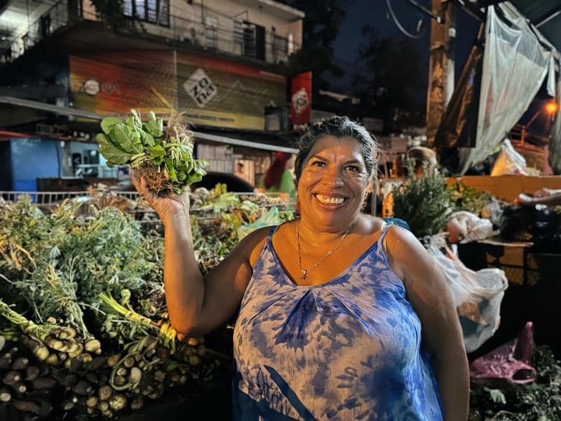 Yuyeras del Mercado 4: Guardianas del patrimonio cultural paraguayo