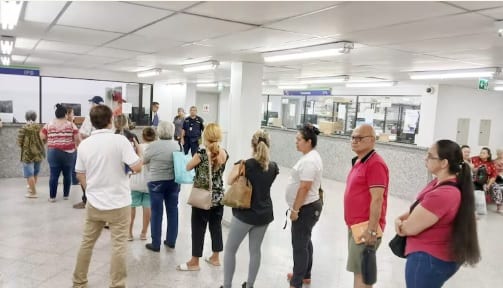 IPS niega anteojos a jubilados pese a altos costos en cirugías oculares