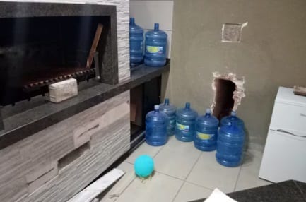 Banda buscaba caleta de oro en casa de Laura Casuso