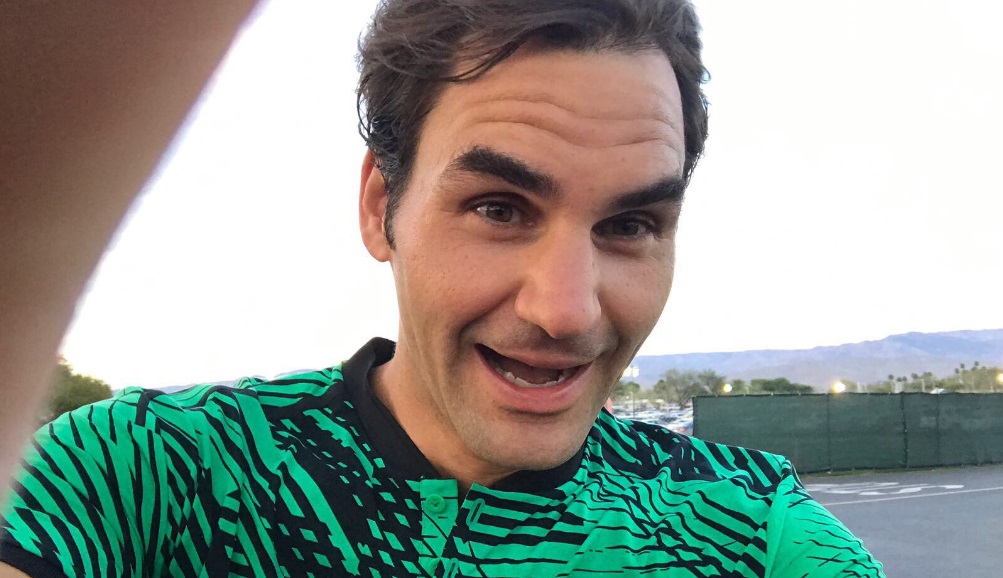 Federer, contundente, reina en Miami