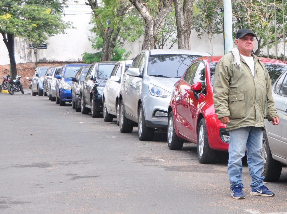 Decisión del estacionamiento tarifado en manos de Ferreiro