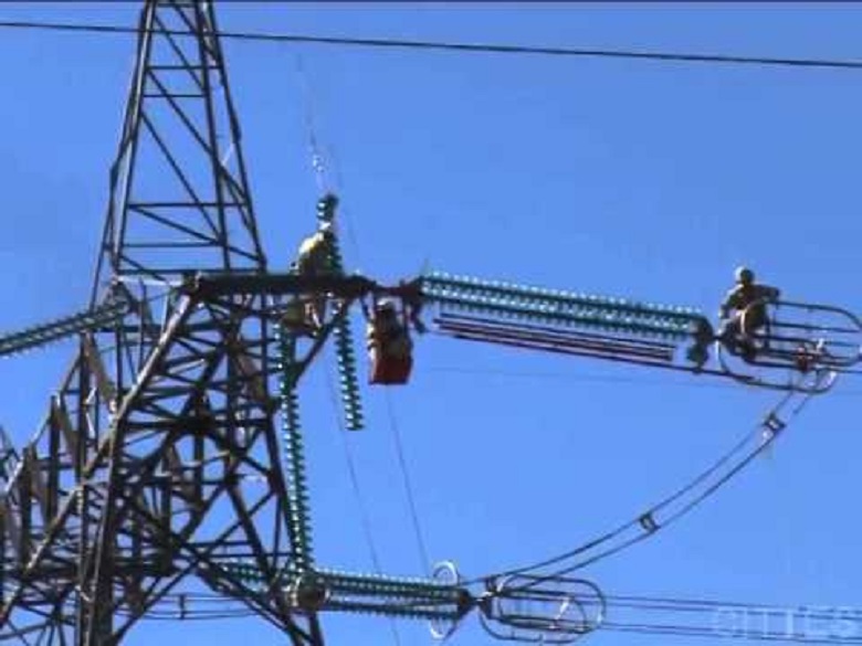 Obrero muere tras caer de una torre de la línea de 500 kV